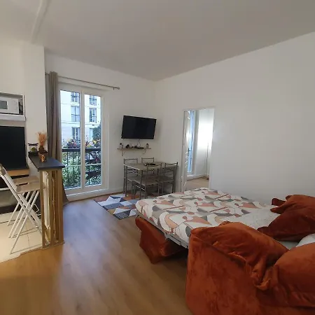 Voisin De Louis Xiv,free Parking Daire *