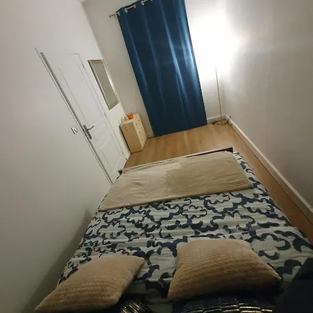 Voisin De Louis Xiv,free Parking